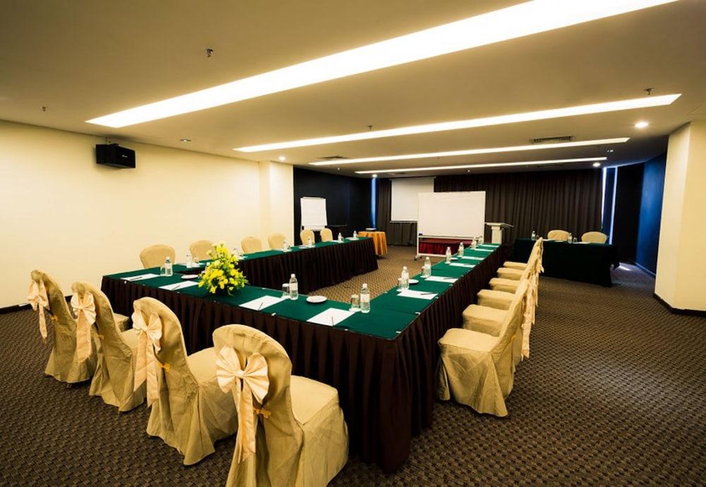 Tower Regency Hotel&Apartments Ipoh Exterior foto