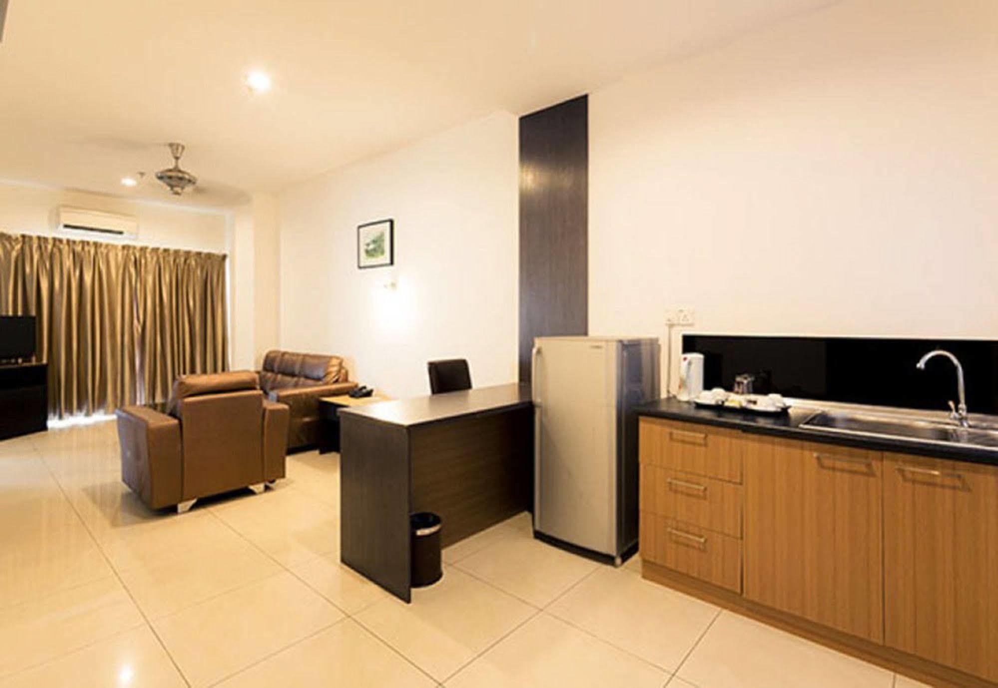 Tower Regency Hotel&Apartments Ipoh Exterior foto